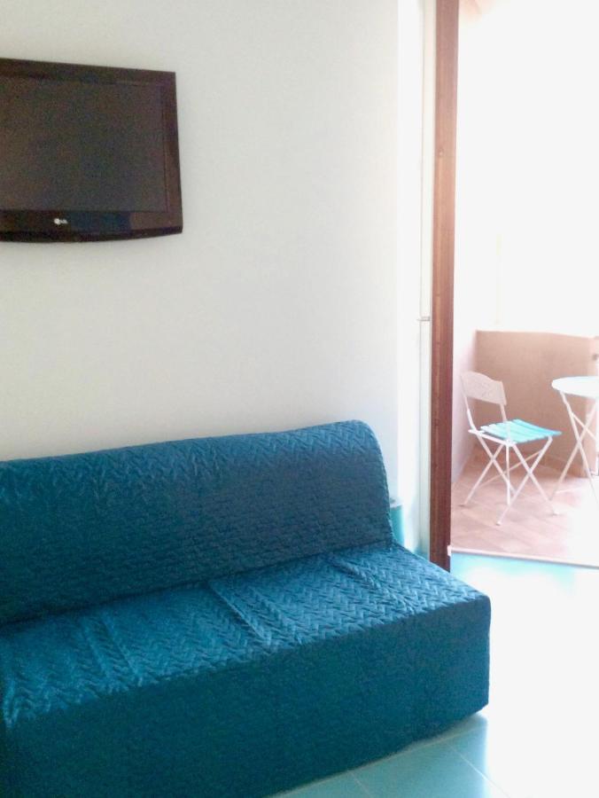 Apartment On The Sea Cagliari Exterior foto